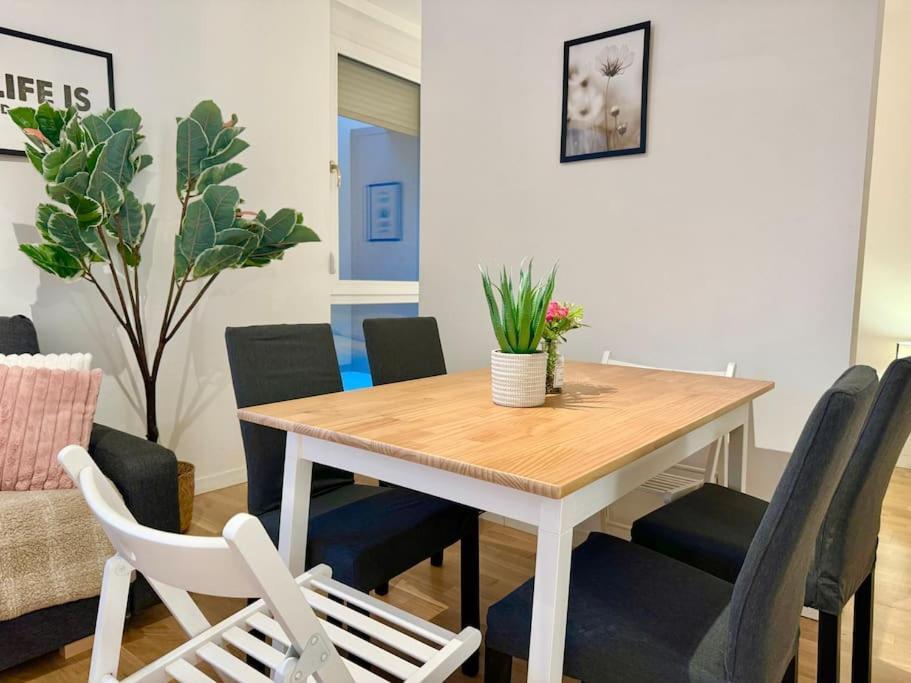 Moderne Mit Balkon - Naehe Shopping Sued Wiener Neudorf
